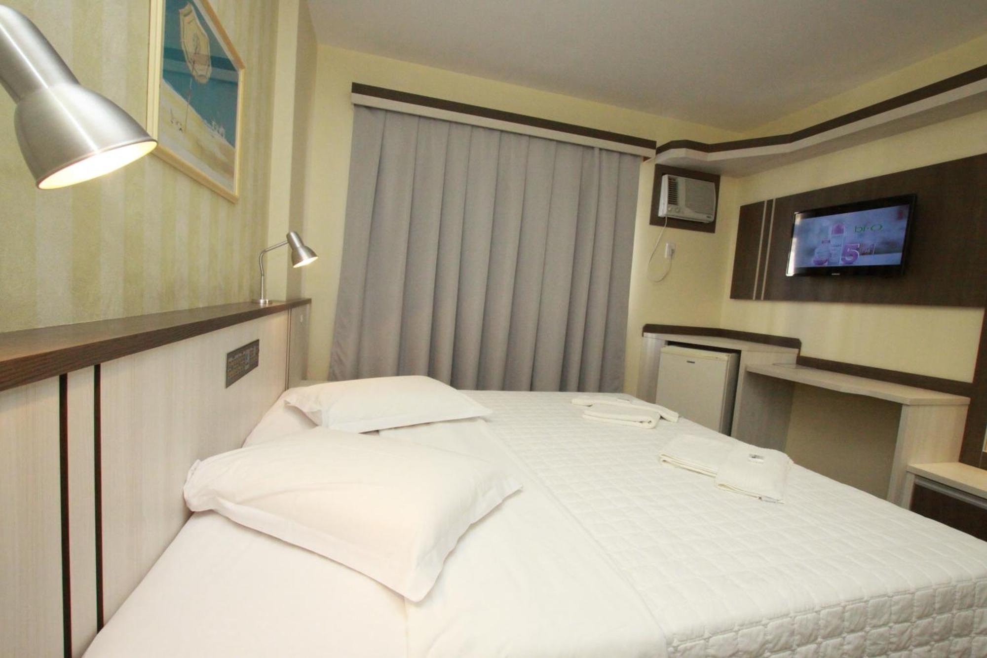 Hotel Blumenau - Balneário Camboriú الغرفة الصورة